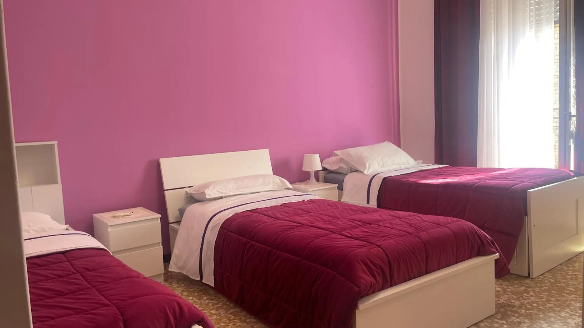 Aeroporto Room 3*, Azzano San Paolo Italy